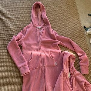 Matching mommy-daughter Hoodie-Footie Pajamagrams.